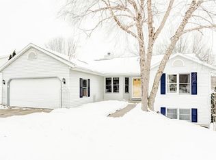 2801 Wentworth Dr, Madison, WI 53719