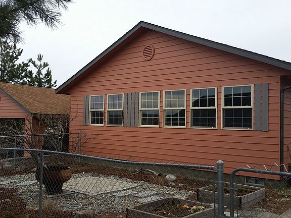 2nd image of 706 Quassia St