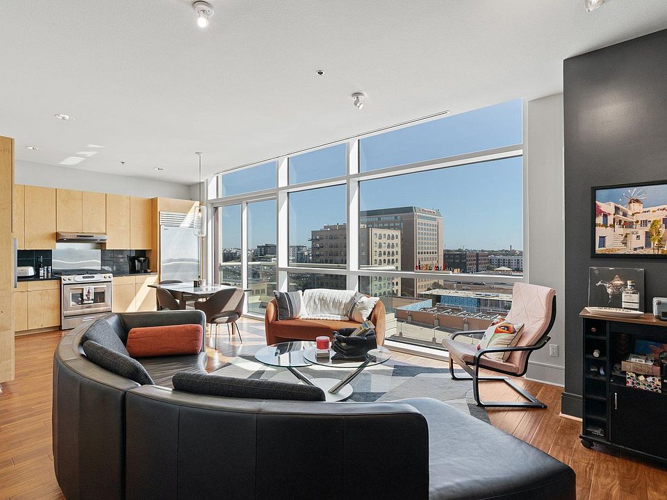 1st image of 555 5th St #927