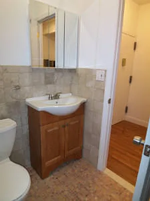 Rented by Centric New York | media 23