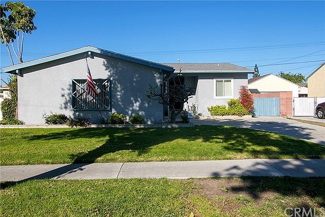 1st image of 8049 Canterbury Way