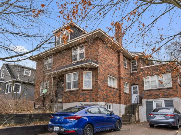 642 Bolivar St, Peterborough, ON K9J 4S2