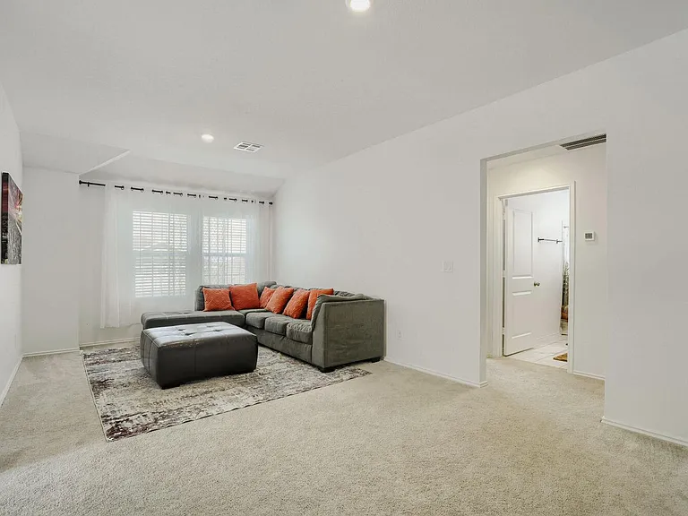1337 Aquilla Dr — Photo 22
