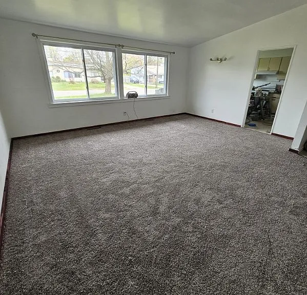 7 Evergreen Dr — Photo 5