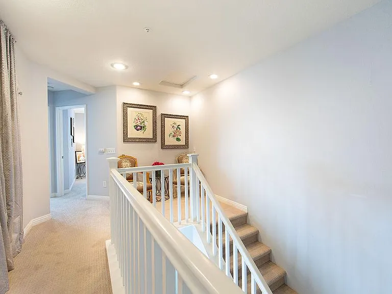 16 Benchmark Ln — Photo 12