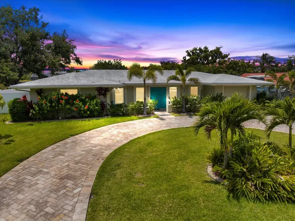 413 Bayshore Dr, Venice, FL 34285