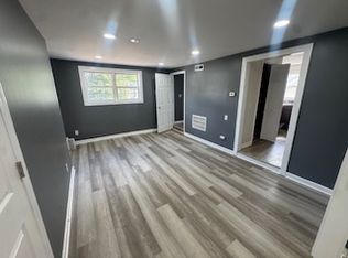 458 Locust St #2, Valparaiso, IN 46383