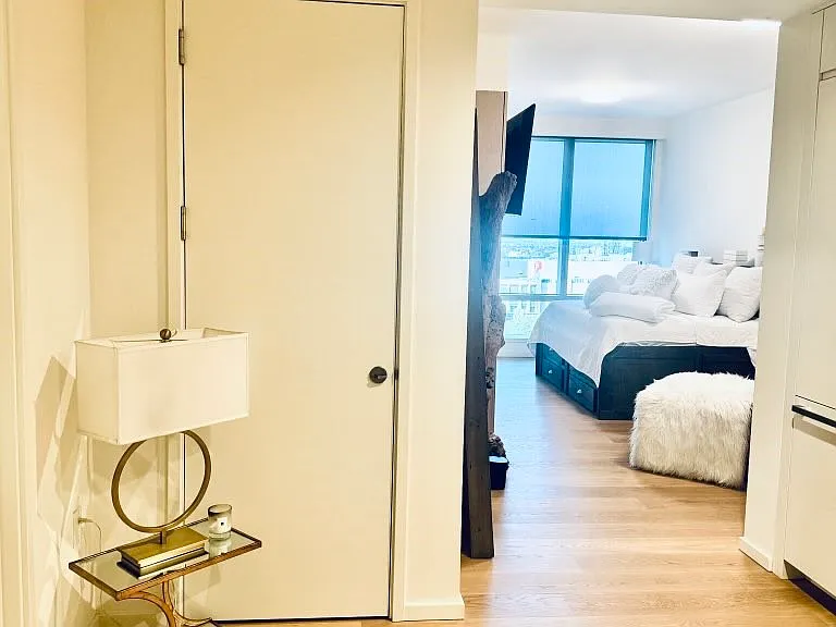 877 Francisco St #1510 — Photo 3
