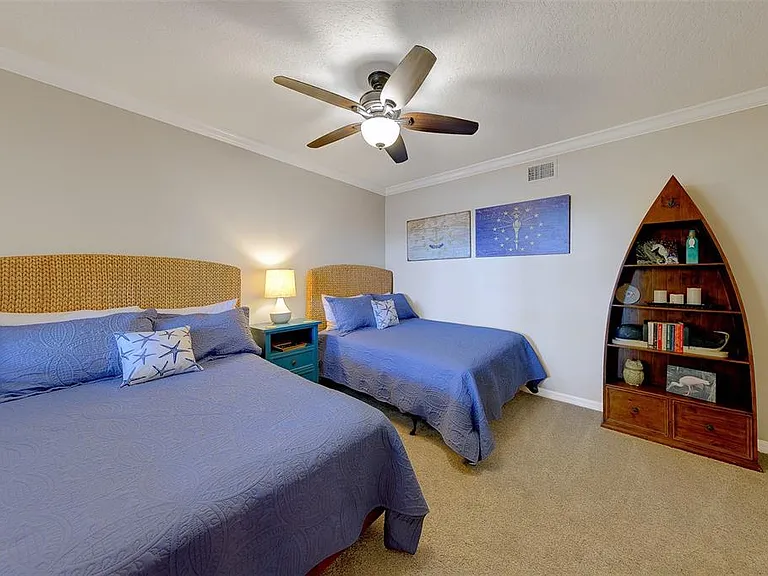 16550 Gulf Blvd #342 — Photo 24