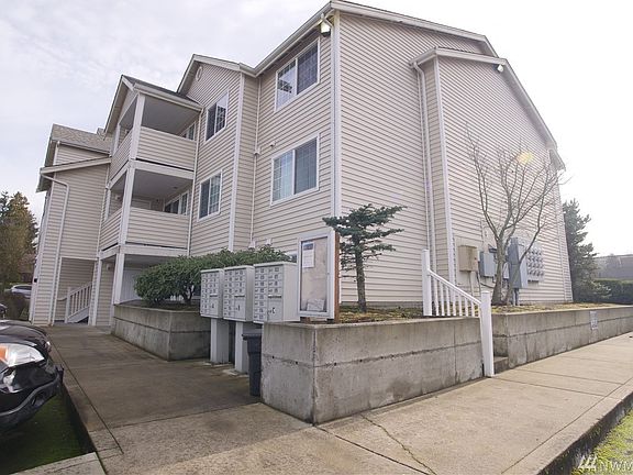 2nd image of 11915 Roseberg Ave S APT 105