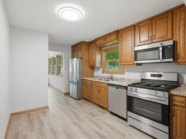 538 N Pearl St, River Falls, WI 54022