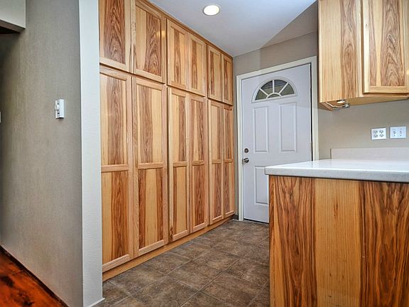3rd image of 4744 S 175th St