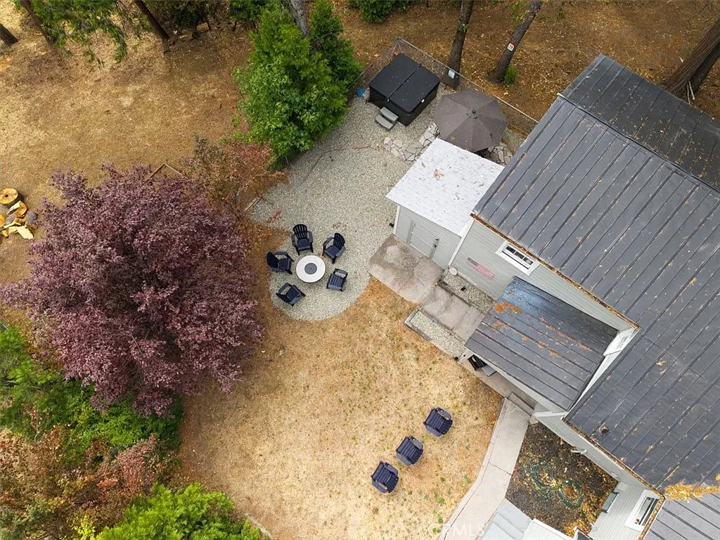 4 bed, 1645 sqft, $2,700 — Photo 4