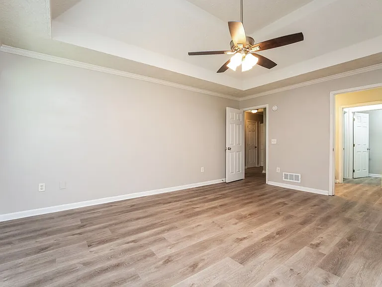 663 Stonecrest Dr — Photo 9