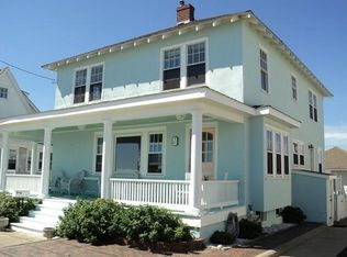 65 Beach Ave, Hull, MA 02045