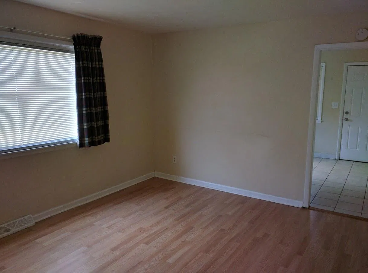 2 bed, 900 sqft, $1,650 — Photo 3