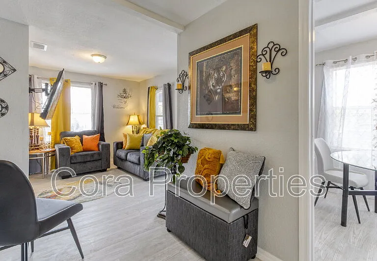 685 Sears Ave NE #4 — Photo 49