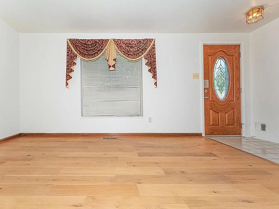 5th image of 2926 Piney Grove Ct
