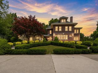 229 E Morgan Ave, Chesterton, IN 46304