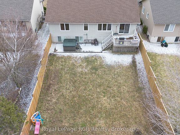 3rd image of 444 Grandview Rd