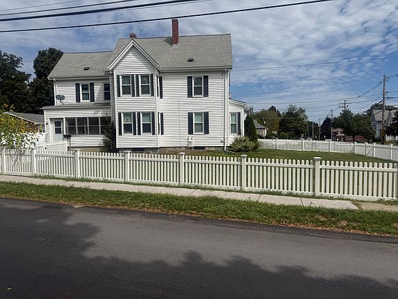 3rd image of 187 Walpole St