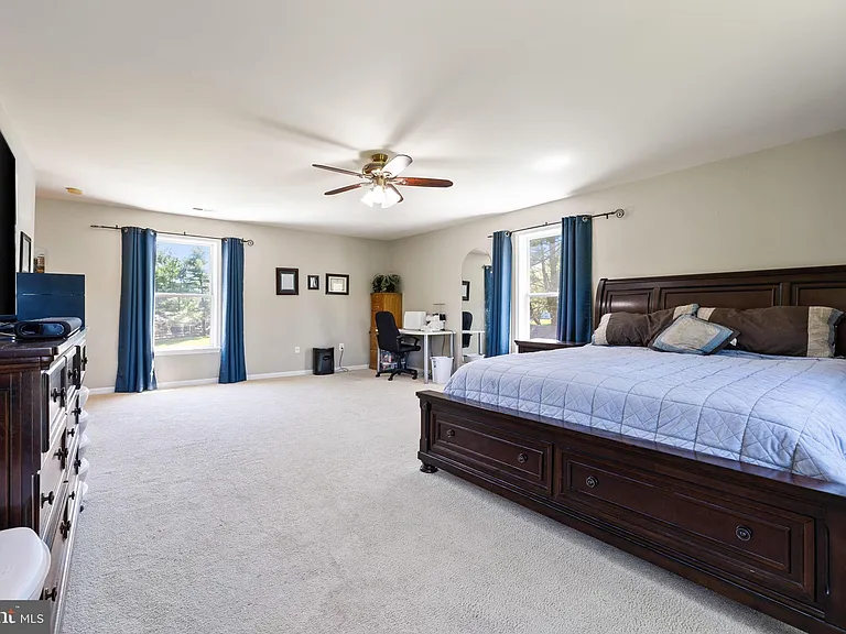 4301 Mountain View Dr — Photo 29