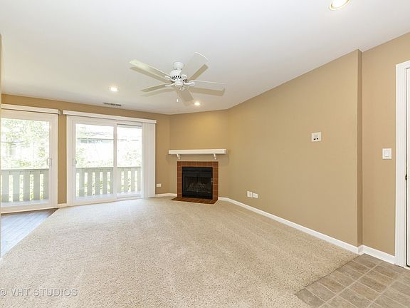 3rd image of 628 N Deer Run Dr Unit 628