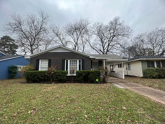 3rd image of 4414 Akard Ave