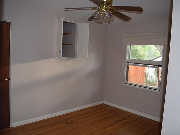 Small bedroom or office