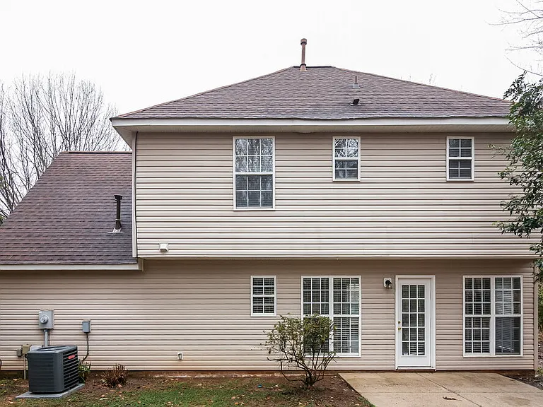 5937 Hedgecrest Pl — Photo 17