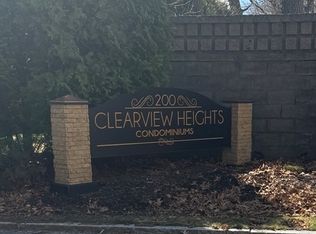 Clearview Heights, Chicopee, MA 01020