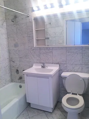 Rented by Perlbinder Realty | media 16