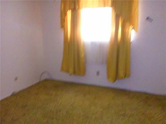 5th image of 5736 Weatherford Ln