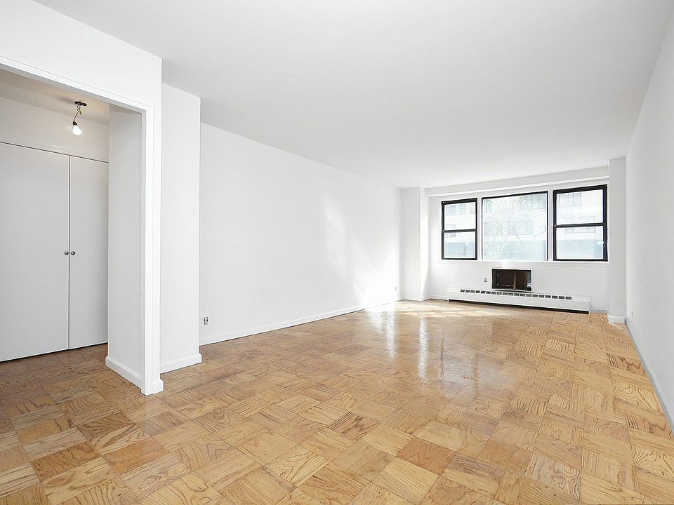 1st image of 435 W 57th St APT 3F
