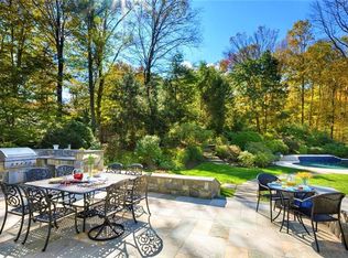 11 Crusher Rd, Bedford, NY 10506