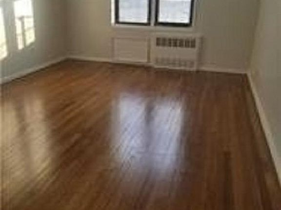 5th image of 152-72 Melbourne Ave #3P