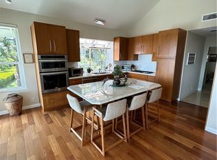 37 Northampton Ct #117, Newport Beach, CA 92660
