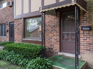 18W267 Knollwood Ln, Villa Park, IL