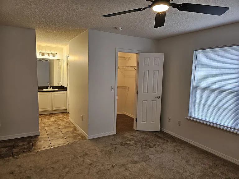 4615 State Road 16 — Photo 15