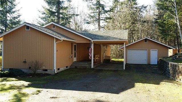 1st image of 126 SE Driftwood Ln