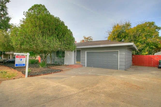 1st image of 4649 Plantation Dr