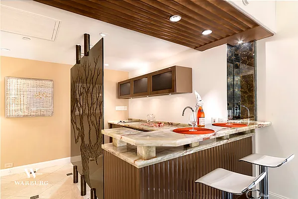 Rented by Warburg | media 14