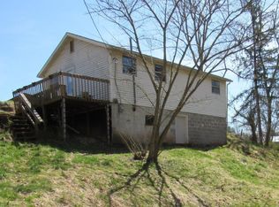 293 Parkersburg Rd, Spencer, WV 25276
