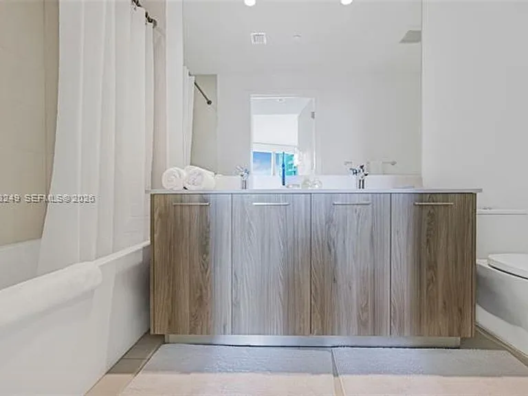 501 NE 31st St #2407 — Photo 15