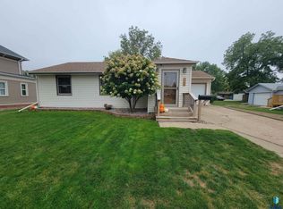 407 W Center St, Madison, SD 57042