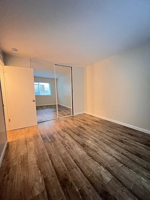 El Paseo de Saratoga Manor — Photo 2