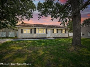 1530 Arient Rd, Forked River, NJ 08731