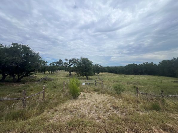 P-kong397 78676, TX Real Estate & Homes for Sale | Redfin
