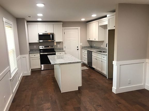 3rd image of 6016 Brandywine Ln