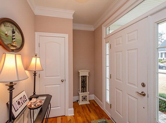 2nd image of 2108 Fothergill Dr